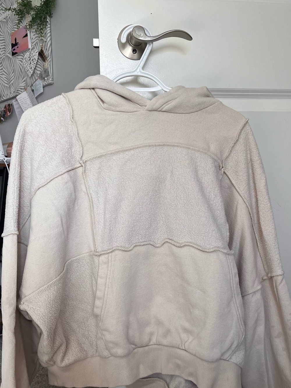 AERIE Cream Pullover Hoodie - Soft Fleece